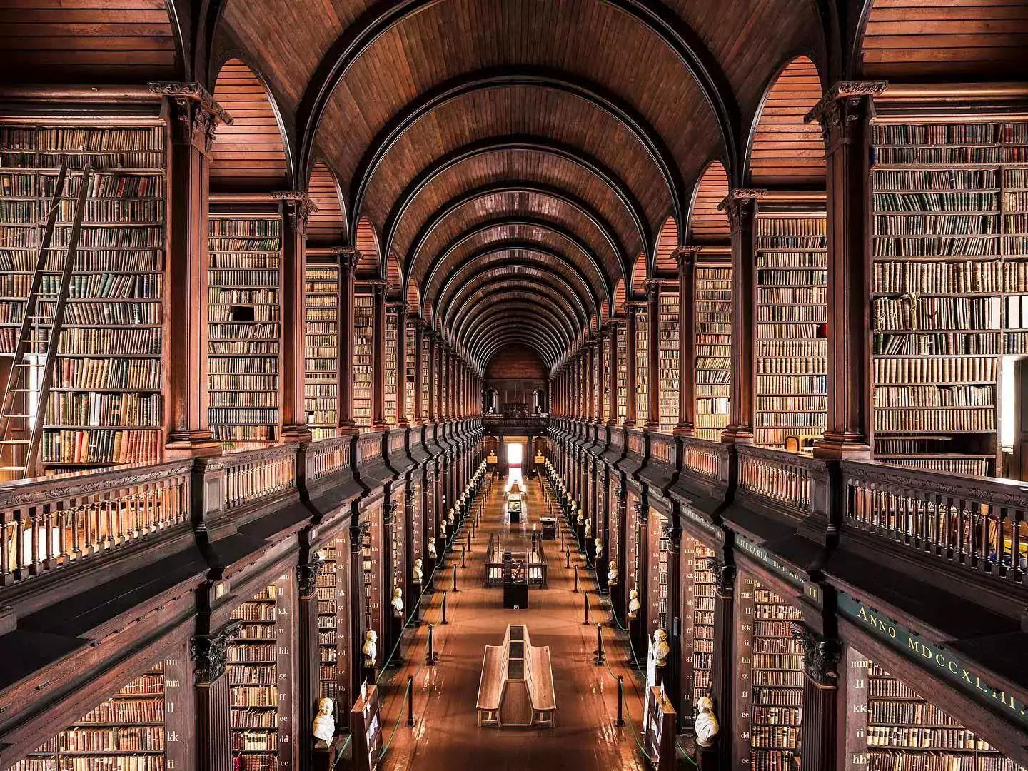 The Old Library – Trinity College - Dublín, Irlanda