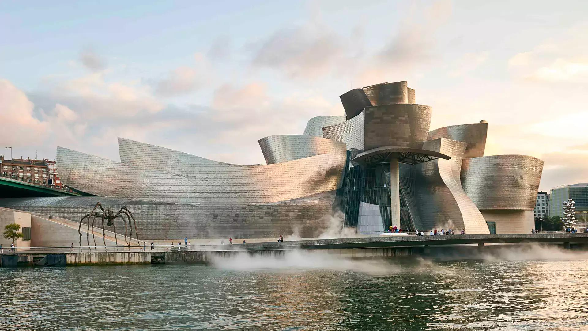 Museo Guggenheim Bilbao en España