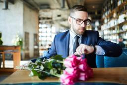 These are the red flags that you should not miss on a first date