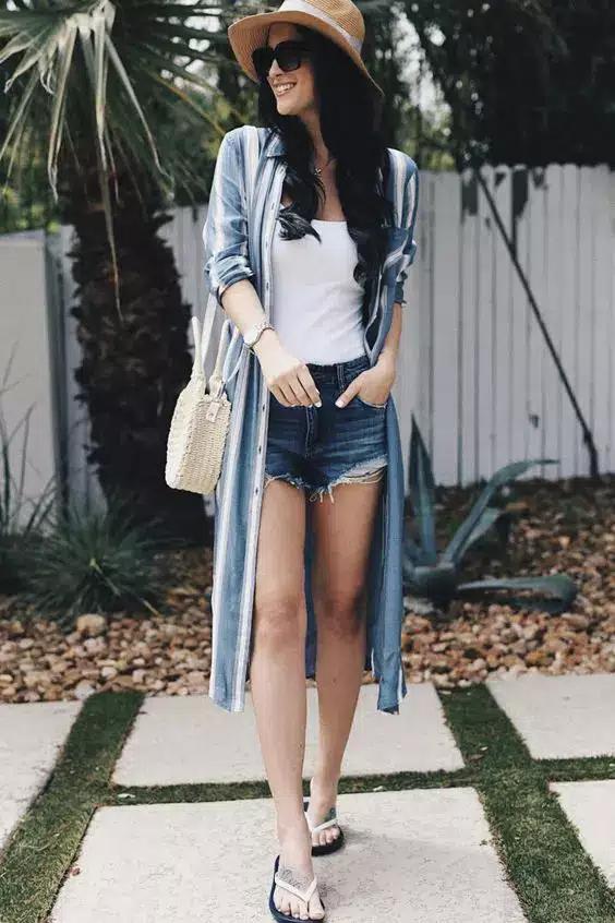 Definitive guide: How to dress your sandals with style this summer