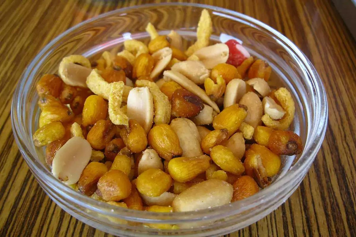 Frutos secos fritos y salados