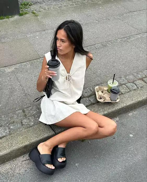Definitive guide: How to wear your sandals with style this summer