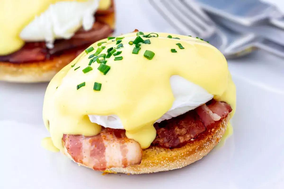 Eggs Benedict