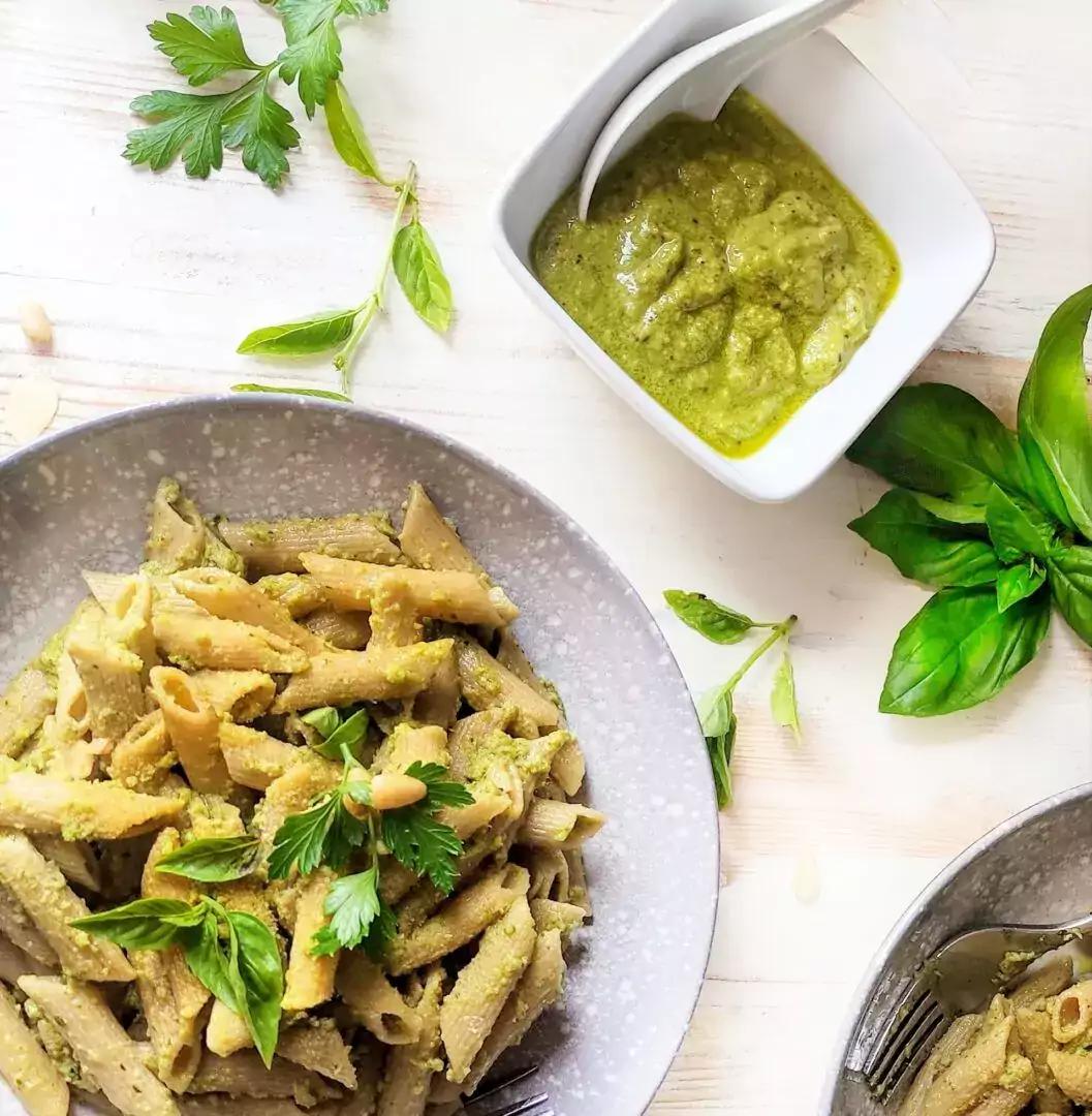 Whole wheat pasta with basil pesto