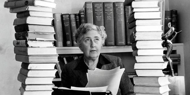 Read and discover the best books by Agatha Christie